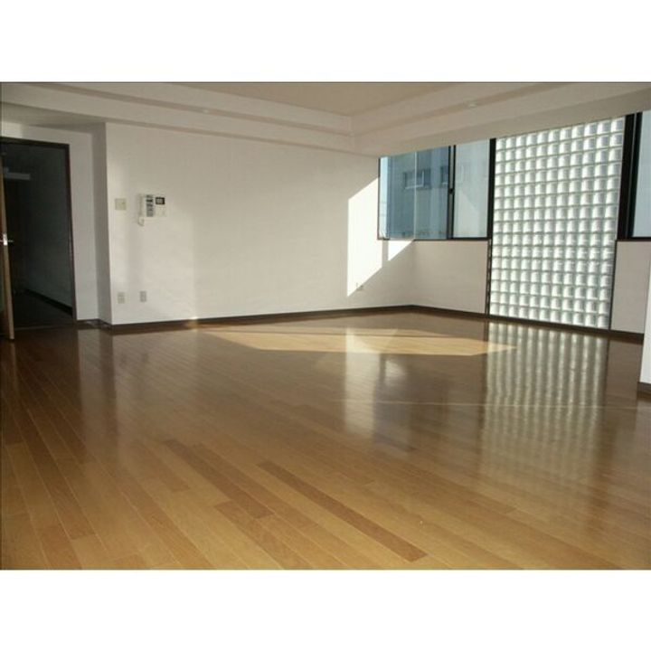 コンソロール1の内装