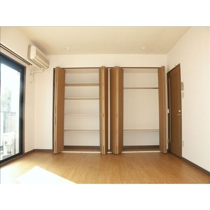 コンソロール1の内装