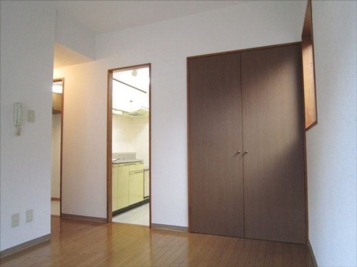 パル横川の内装