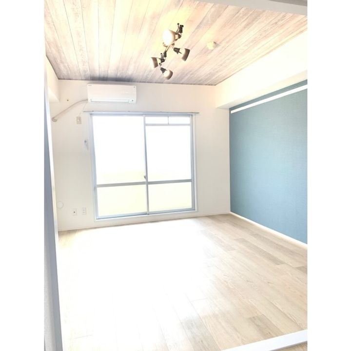 シャルム熊本No.2の居間