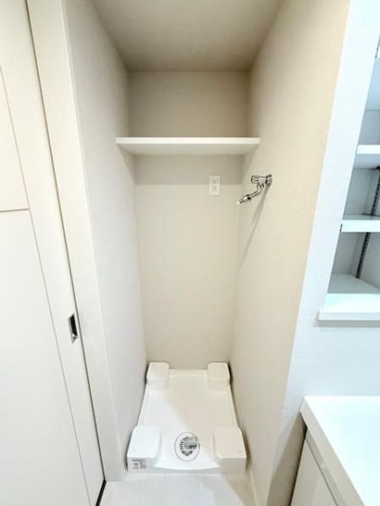 東京都中野区中野1の賃貸マンションの内装