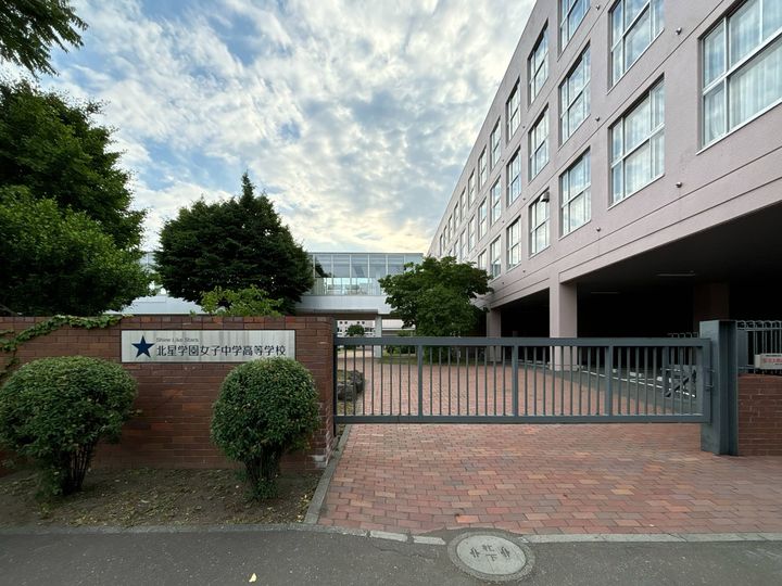 北海道札幌市中央区南三条西22(マンション)の賃貸物件の周辺