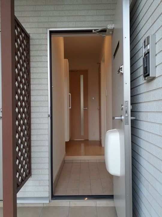 パレス・シュティルCの玄関