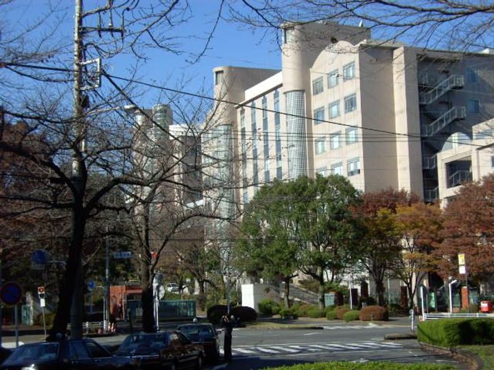 モデルナの周辺