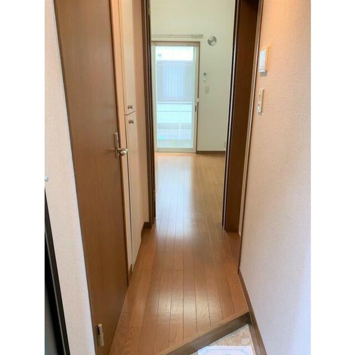 田無フォーエイトの玄関