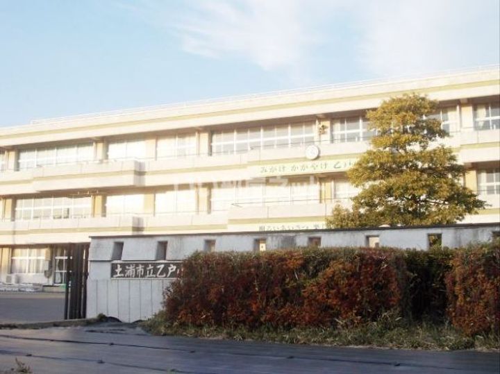アーバンつくば40号館の周辺
