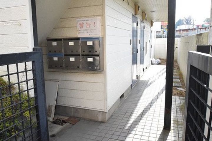 ディアレスト谷塚の地図