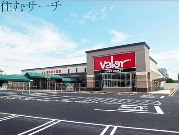 ウェル・セレッソWESTの周辺