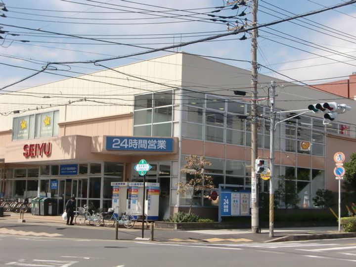 ウェールス宝の周辺