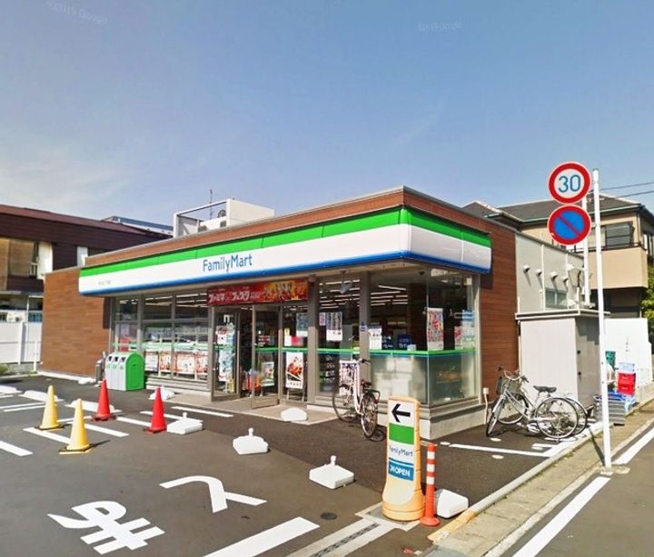 ウェールス宝の周辺
