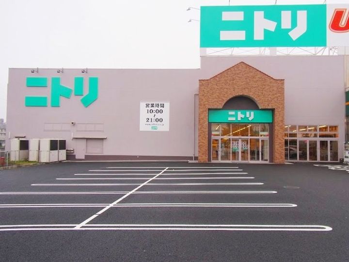 ウェールス宝の周辺