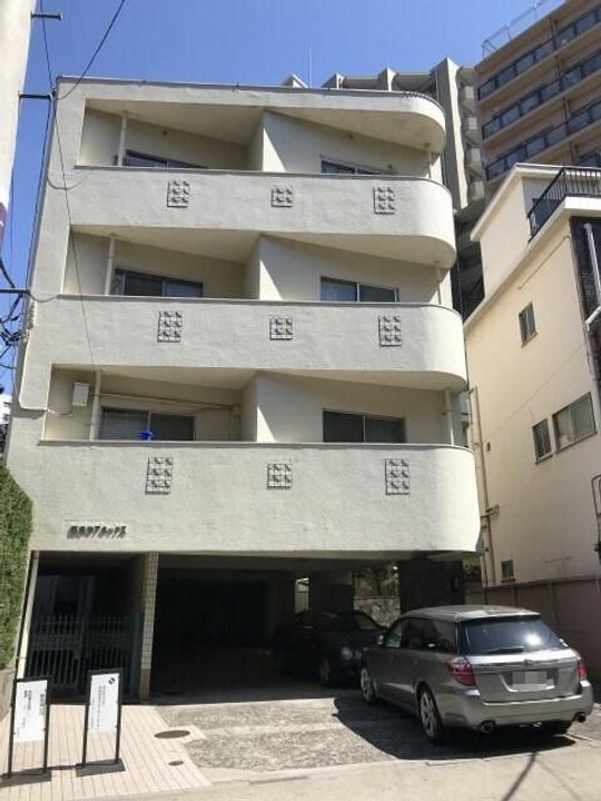 東京都港区西麻布3(マンション)の賃貸物件の外観