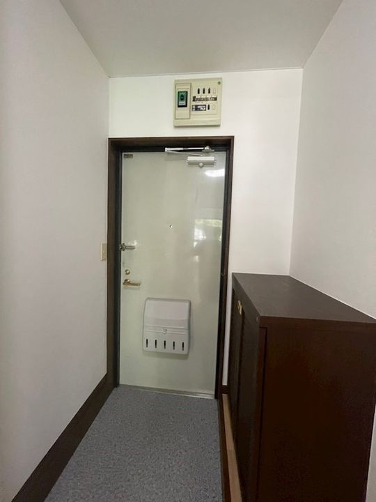 カサブランカ秦野の玄関