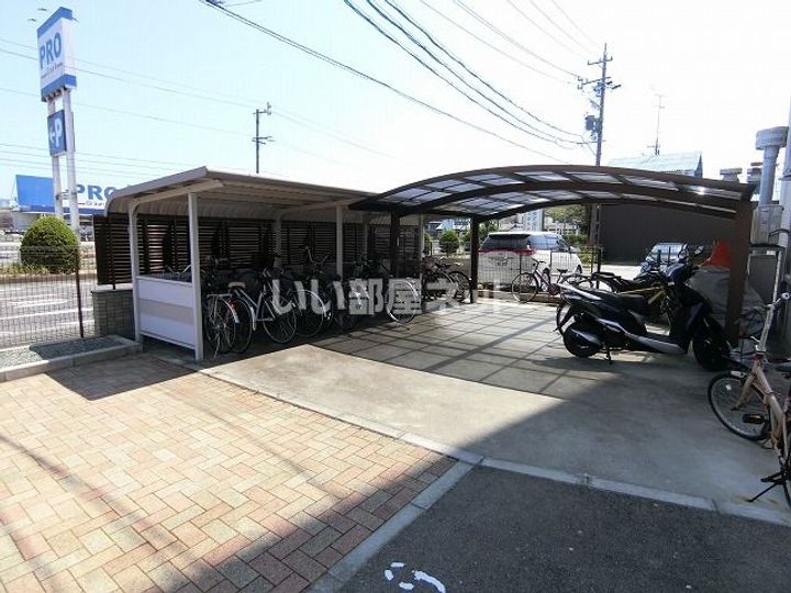 栗真MSビルの地図