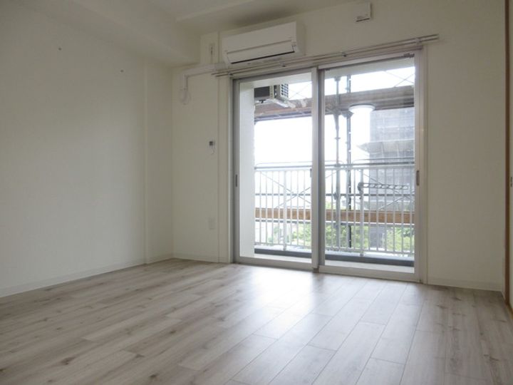 URサンヴァリエ春日丘の居間