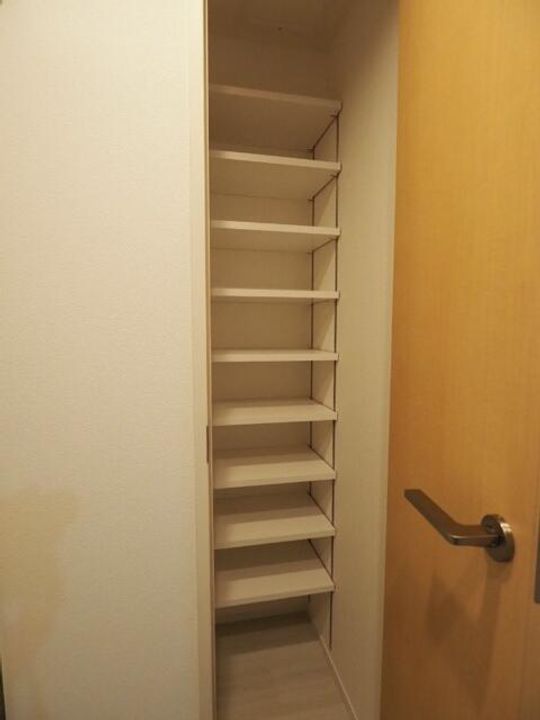 レジディア神田の内装