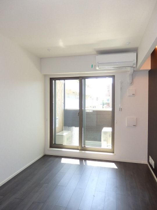 カ-サ祇園の居間