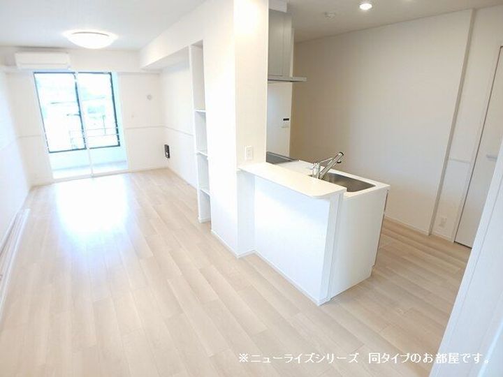 フルール レジデンス IIの居間
