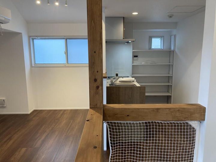 神奈川県横浜市保土ヶ谷区川島町(一戸建)の賃貸物件の居間