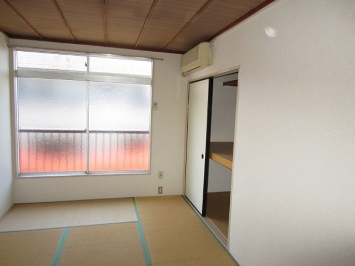 東京都東久留米市浅間町3(アパート)の賃貸物件の居間