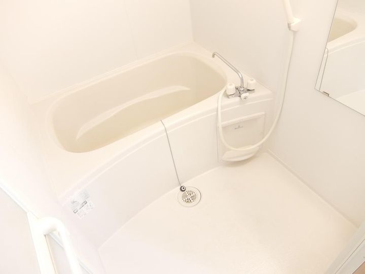 ホワイトライトの風呂