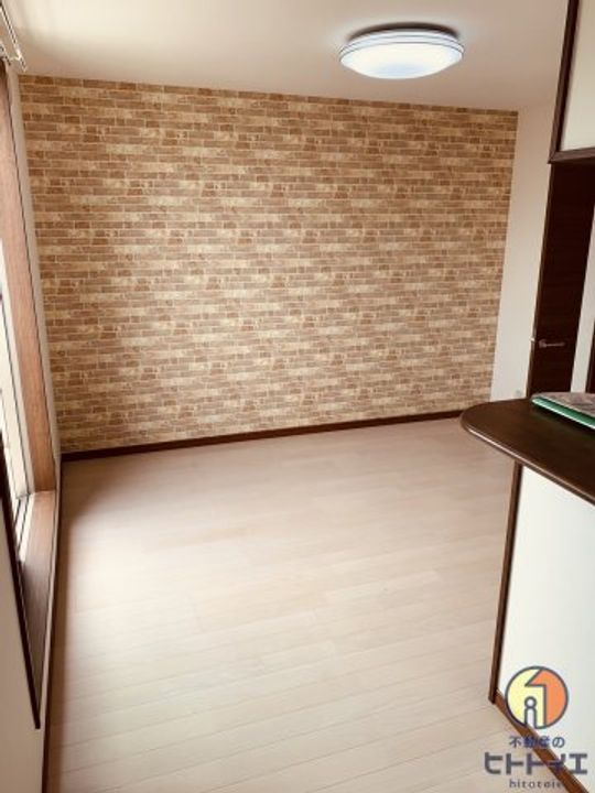 広川426ガーデンシティの居間