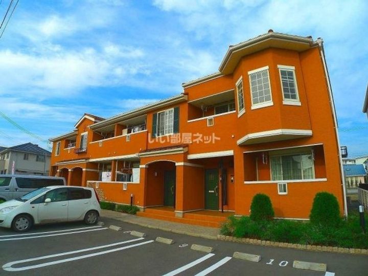 プリームス ホルティーの外観