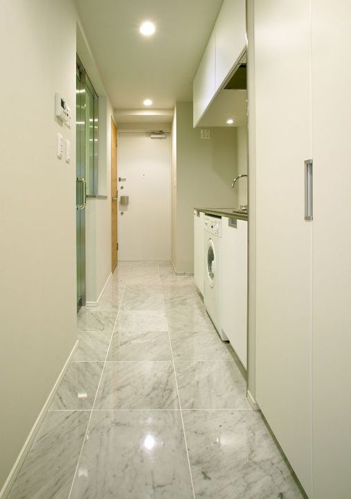 カスタリア麻布十番七面坂の玄関