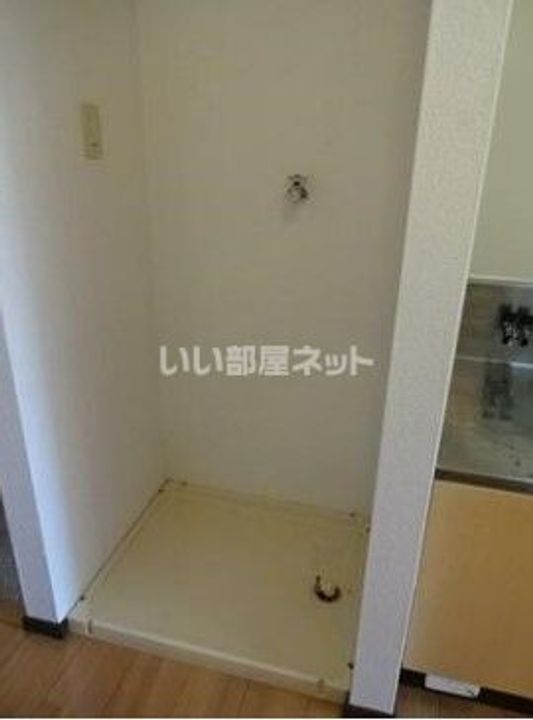 クレストール餅ヶ浜の地図