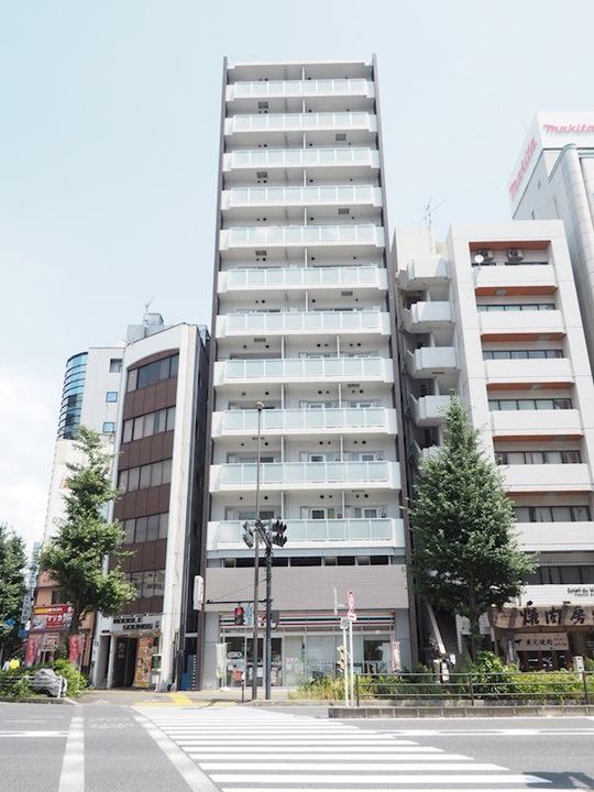 東京都文京区本郷3の賃貸マンションの外観