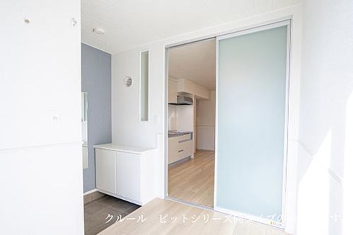 アステル・カロンのその他画像