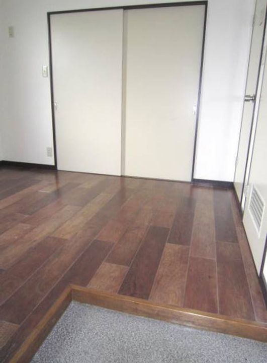 浦和コートの玄関