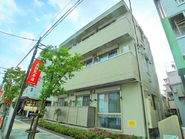 ルピナスAの外観
