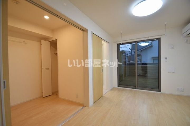 大阪府豊中市螢池南町2(アパート)の賃貸物件の居間