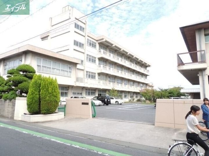 マーメゾン新福の周辺