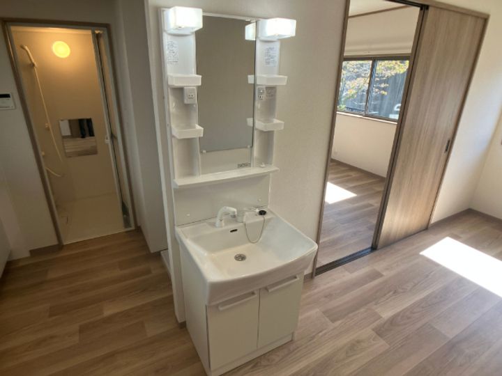 モナリエ新長松 Bの内装