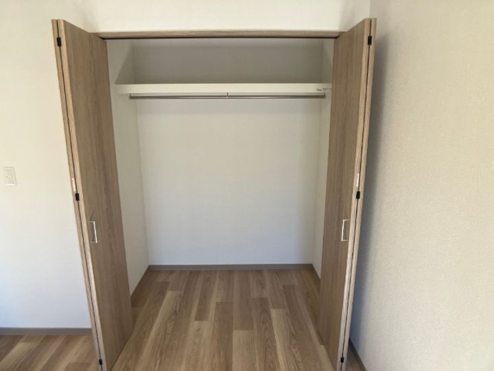 モナリエ新長松 Bの内装