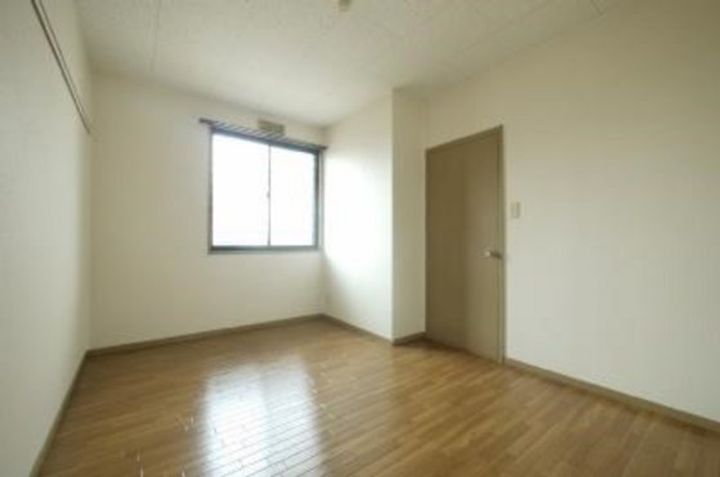 パナハイツ芳泉C棟の内装