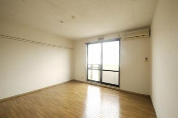 パナハイツ芳泉C棟の居間