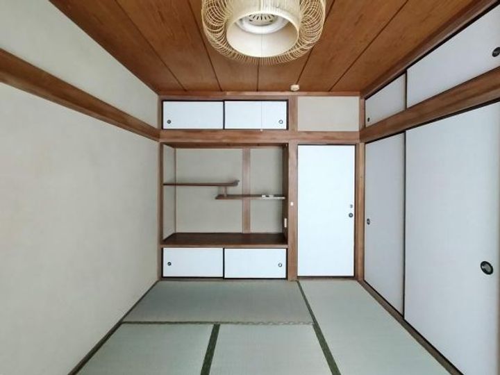 カミーチェ緑台の内装
