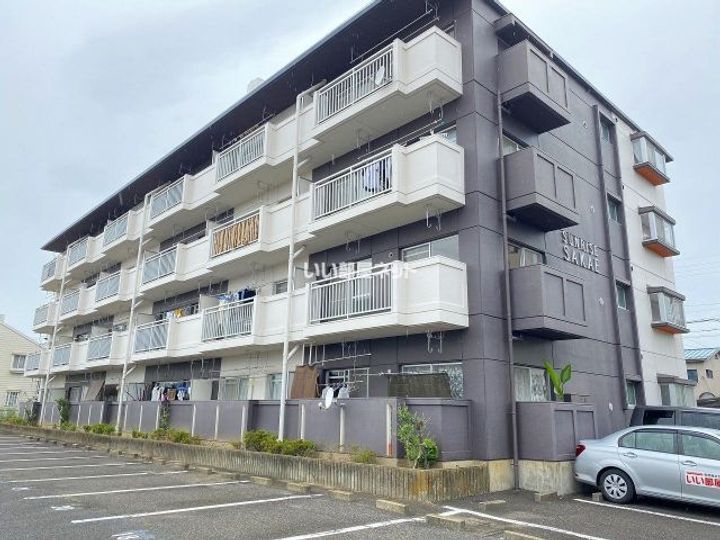 サンライズ栄の外観