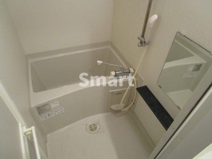 東京都中野区中野3の賃貸マンションの風呂