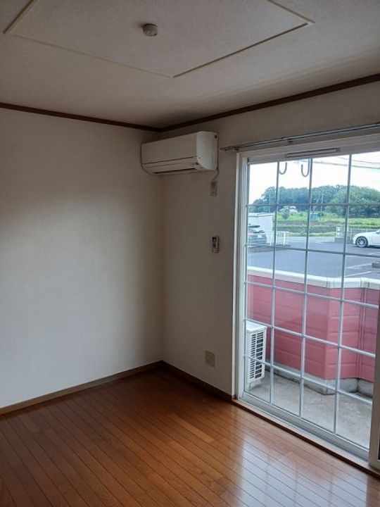 栃木県小山市大字横倉新田(アパート)の賃貸物件の居間