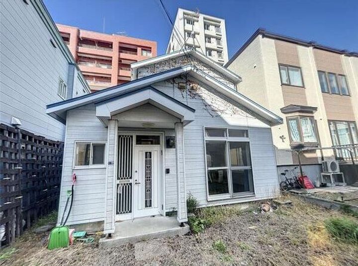 北海道札幌市中央区南十五条西13(一戸建)の賃貸物件の外観