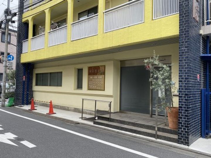 スプルースの周辺