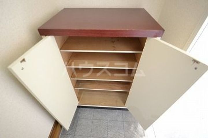 ヴィラ・クレールの内装