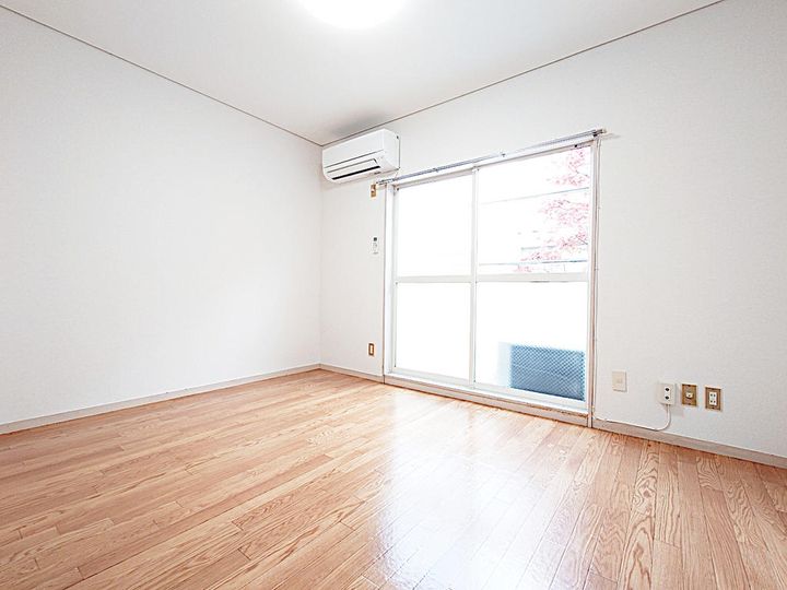 東京都目黒区下目黒5(アパート)の賃貸物件の居間