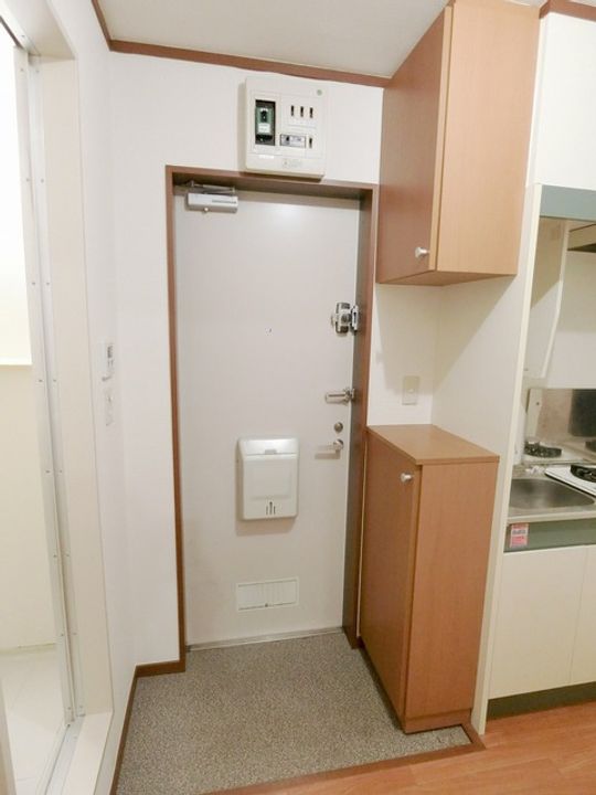 東京都武蔵野市吉祥寺南町5(マンション)の賃貸物件の玄関