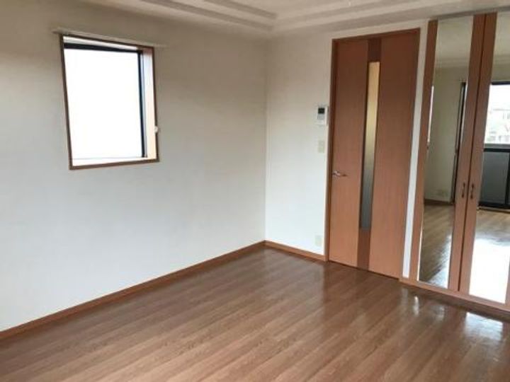 ソレイユ曙の居間