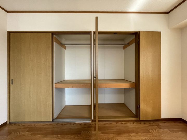 丸藤ビルの内装